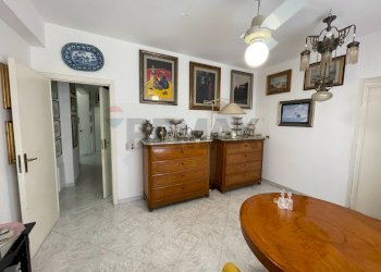 Sala da pranzo - Appartamento VIA VITTORIO EMANUELE ORLANDO
 
32/B, Santa Flavia - foto 6