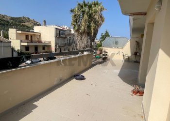 Balcone - Appartamento VIA VITTORIO EMANUELE ORLANDO
 
32/B, Santa Flavia - foto 20