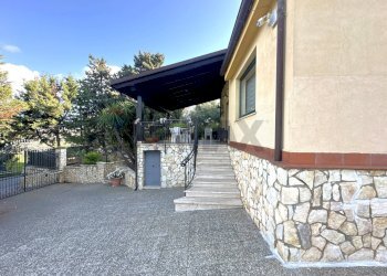 Casa all\'aperto - Villa contrada accia
69, Santa Flavia - photo 2