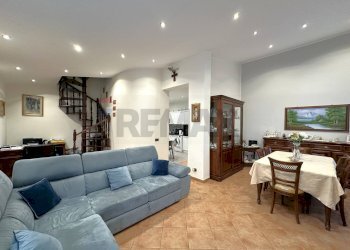 Sala da pranzo - Villa contrada accia
69, Santa Flavia - photo 9