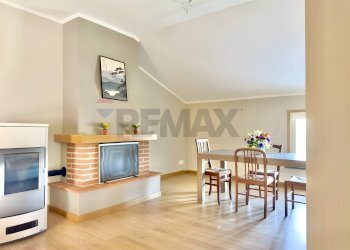 Sala da pranzo - Attico via Ghiardo
 
7, Cavriago - foto 3