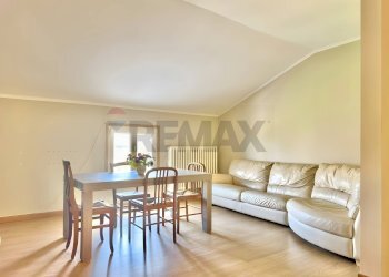 Sala da pranzo - Attico via Ghiardo
 
7, Cavriago - foto 9