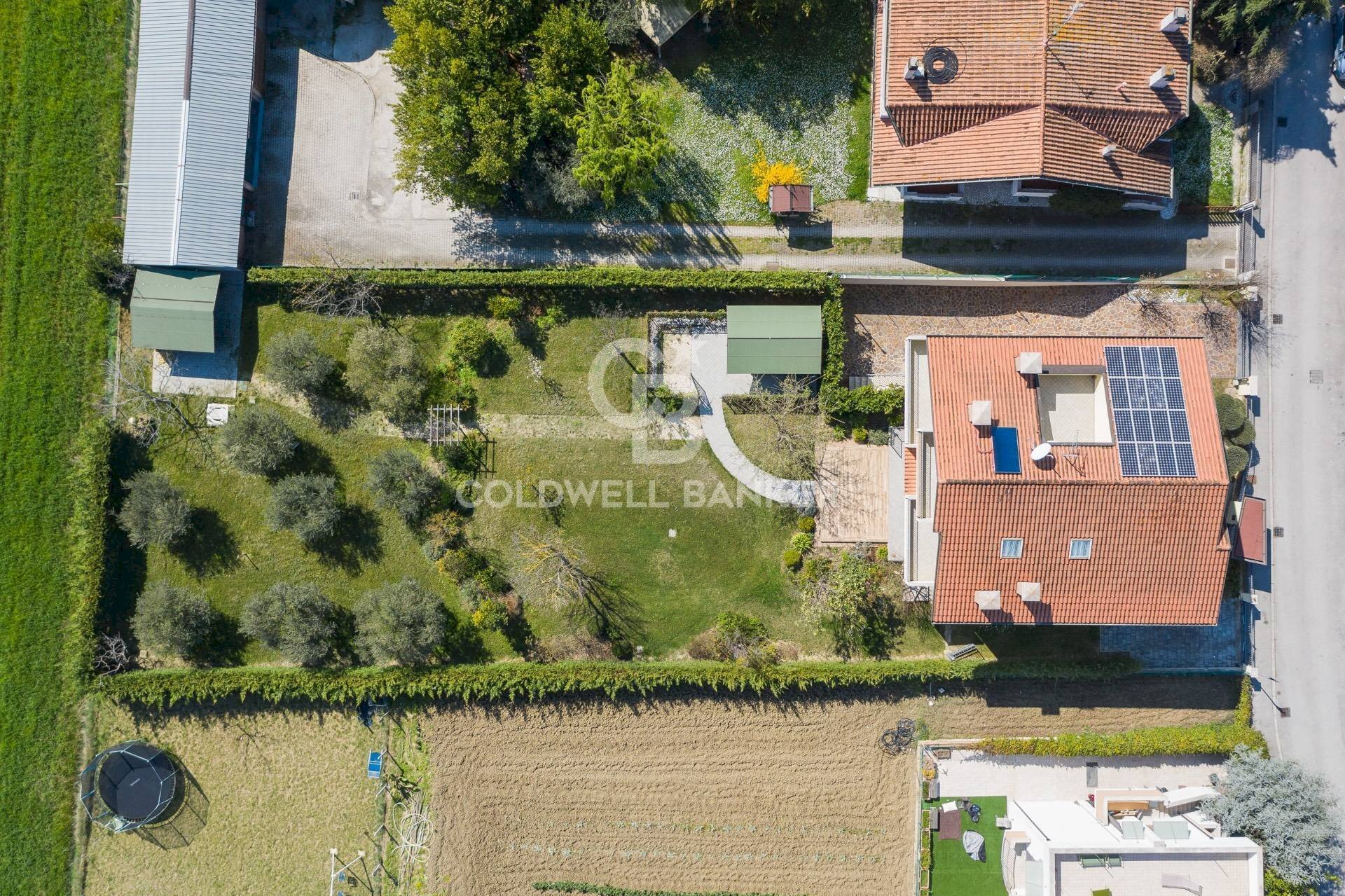 Foto 3 - Villa Viale Marche
 
27, Riccione - foto 3