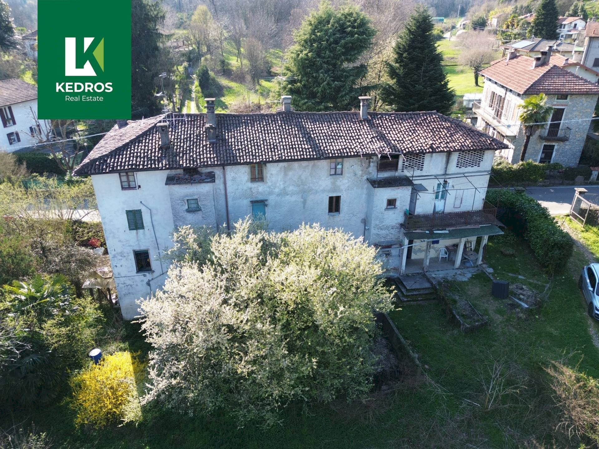 Foto 2 - Casa indipendente Via Leggiuno
19, Laveno-Mombello - foto 2