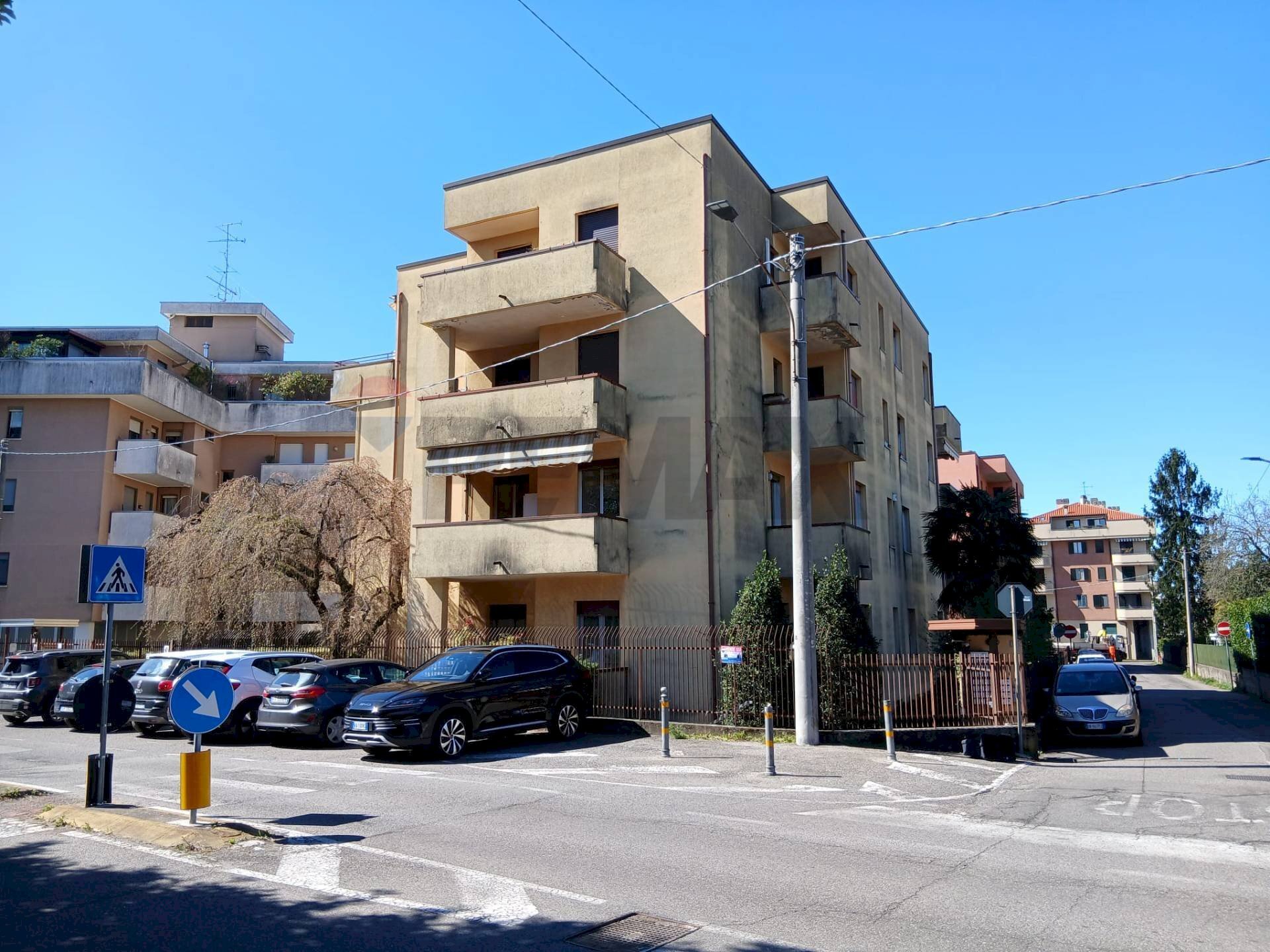Edificio all\'aperto - Three-room apartment via napoleone ruberto
 
37, Cardano al Campo - photo 3