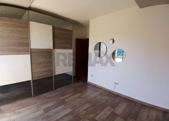Camera / camera da letto - Three-room apartment via napoleone ruberto
 
37, Cardano al Campo - photo 13