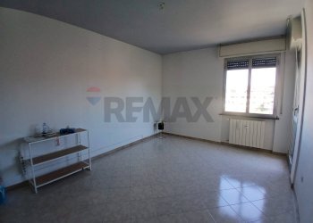 Stanza vuota - Three-room apartment via napoleone ruberto
 
37, Cardano al Campo - photo 14