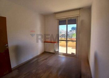 Stanza vuota - Three-room apartment via napoleone ruberto
 
37, Cardano al Campo - photo 17