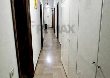 Hall / corridoio - Apartment Viale Risorgimento
 
53, Campobello di Mazara - photo 5