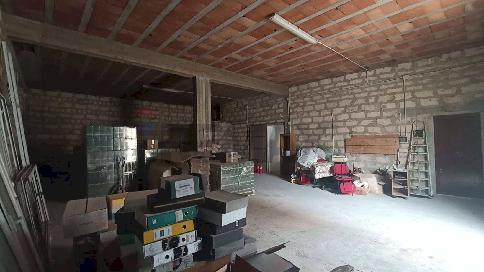 Dispensa di stoccaggio - Laboratory madonna  del santissimo rosario, Chiaramonte Gulfi - photo 3