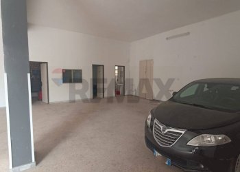 Parcheggio - Negozio madonna  del santissimo  rosario, Chiaramonte Gulfi - foto 3