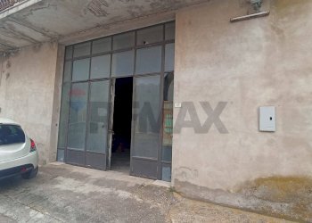 Edificio all\'aperto - Locale Commerciale madonna del santissimo rosario, Chiaramonte Gulfi - foto 1