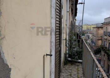 Balcone - Casa indipendente via cavalier francesco de stefano
 
102, Ragusa - foto 28