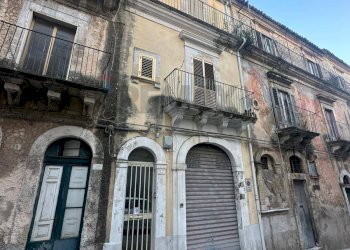 Edificio all\'aperto - Casa indipendente via cavalier francesco de stefano
 
102, Ragusa - foto 29