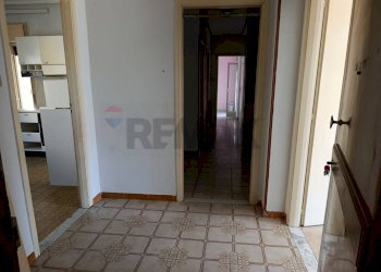 Hall / corridoio - Appartamento via Emanuele setti carraro
 
31, Niscemi - foto 6