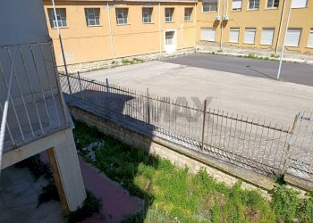 Edificio all\'aperto - Appartamento via Emanuele setti carraro
 
31, Niscemi - foto 8