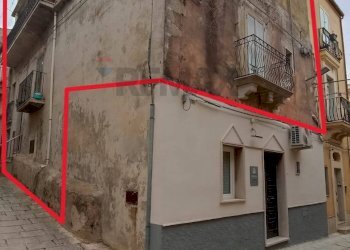 Edificio all\'aperto - Casa indipendente Chiaramonte Gulfi - foto 1