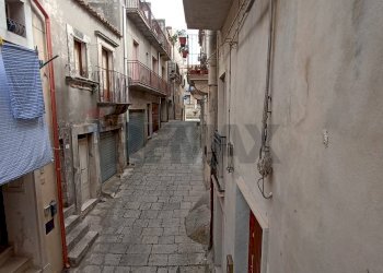 Edificio all\'aperto - Casa indipendente Chiaramonte Gulfi - foto 19