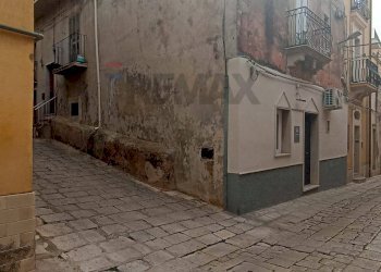 Edificio all\'aperto - Casa indipendente Chiaramonte Gulfi - foto 25