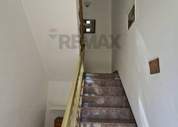 Scale - Casa indipendente Via Loreto Gallinara III traversa dx
 
33, Modica - foto 3