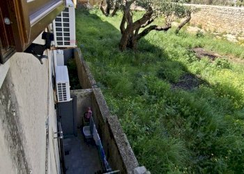 Balcone - Casa indipendente Via Loreto Gallinara III traversa dx
 
33, Modica - foto 23