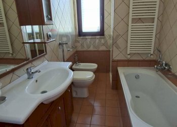 Bagno - Casa indipendente Via Loreto Gallinara III traversa dx
 
33, Modica - foto 30