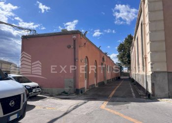 Foto 5 - Capannone Via Santa Cecilia
 
36, Messina - foto 5