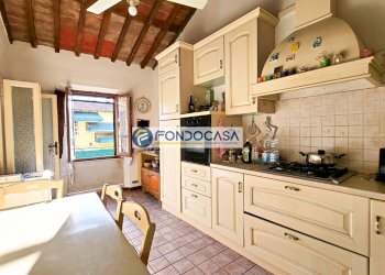 cucina abitabile - Apartment Via del Teatro, Pietrasanta - photo 12