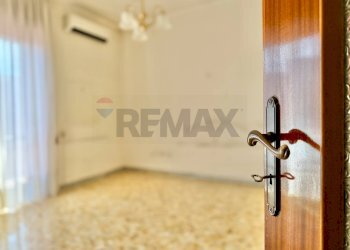 Stanza vuota - Bilocale VIA BARTOLO LONGO
 
25, Calvizzano - foto 18