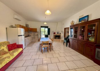 Sala da pranzo - Baita Contrada Genovese
 
snc, Ceglie Messapica - foto 20