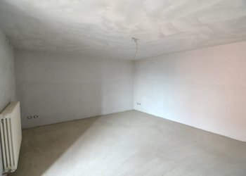 Foto 12 - Three-room apartment Via Industriale
 
15, Calolziocorte - photo 12