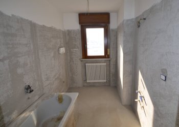 Foto 14 - Three-room apartment Via Industriale
 
15, Calolziocorte - photo 14