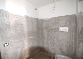 Foto 18 - Three-room apartment Via Industriale
 
15, Calolziocorte - photo 18