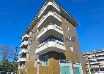 Foto 17 - Three-room apartment piazza roma
 
6, Pero - photo 17