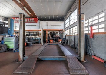 Parcheggio - Locale Commerciale Via 5 Giornate
 
57, Samarate - foto 4