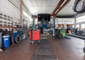 Parcheggio - Locale Commerciale Via 5 Giornate
 
57, Samarate - foto 7