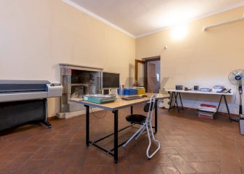 Ufficio - Trilocale Piazza Leonardo da Vinci
 
11, Vaprio d'Adda - foto 14