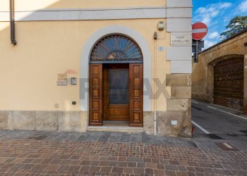 Edificio all\'aperto - Trilocale Piazza Leonardo da Vinci
 
11, Vaprio d'Adda - foto 19