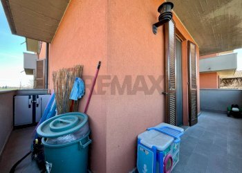 Balcone - Three-room apartment Via Gradella
 
74/A, Pandino - photo 9