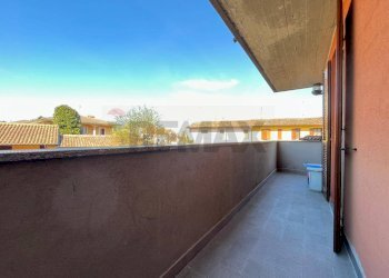 Balcone - Three-room apartment Via Gradella
 
74/A, Pandino - photo 23