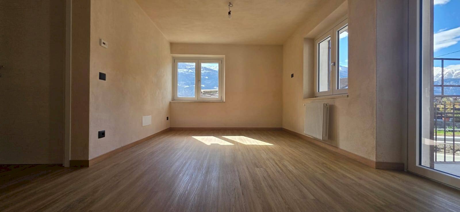 Foto 1 - Trilocale VIA GILLES DE CHEVRERES
 
76, Aosta - foto 1