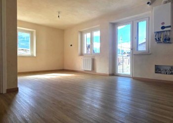 Foto 4 - Trilocale VIA GILLES DE CHEVRERES
 
76, Aosta - foto 4