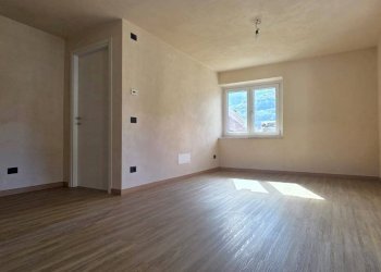 Foto 5 - Trilocale VIA GILLES DE CHEVRERES
 
76, Aosta - foto 5