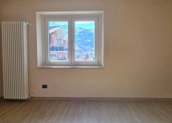 Foto 20 - Trilocale VIA GILLES DE CHEVRERES
 
76, Aosta - foto 20