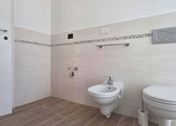 Foto 27 - Trilocale VIA GILLES DE CHEVRERES
 
76, Aosta - foto 27