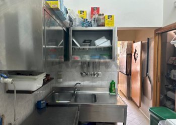 Cucina - Commercial Activity Via Manfredi Azzarita
 
41, Bari - photo 12