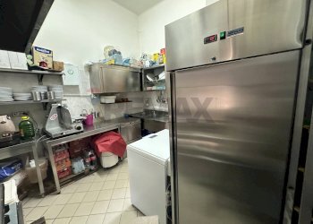 Cucina - Commercial Activity Via Manfredi Azzarita
 
41, Bari - photo 25