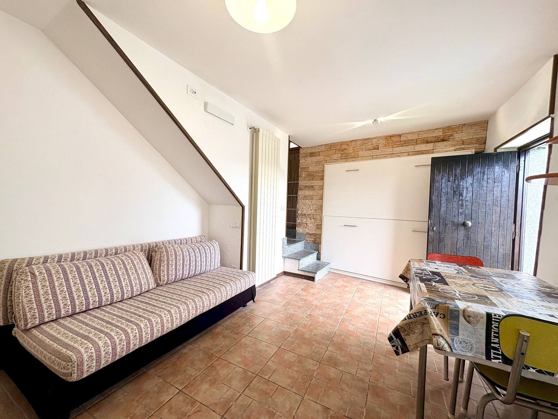 Foto 2 - Villa a Schiera VIA NOSTRA SIGNORA DL MONTE
 
88, Savona - foto 2