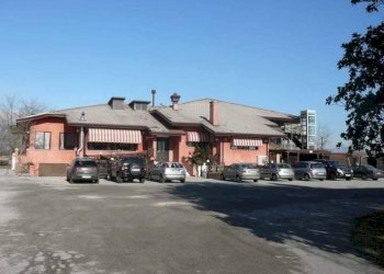 Foto 2 - Commercial Premises Montereale Valcellina - photo 2