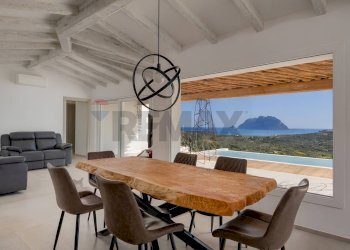 Sala da pranzo - Villa Pedra Longa
 
SNC, Loiri Porto San Paolo - foto 14